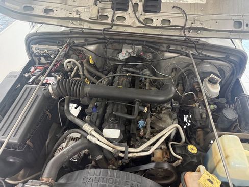 Used 2001 Jeep Wrangler Sport image 86