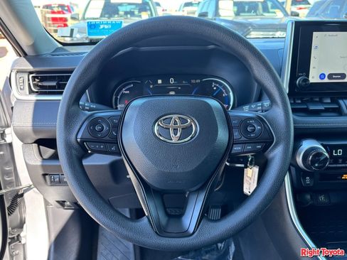 Certified 2025 Toyota RAV4 LE AWD/4WD image 21