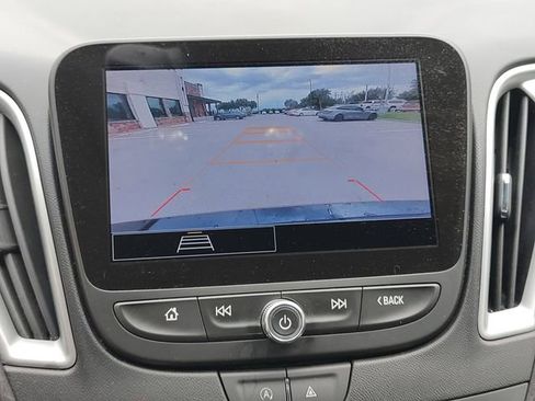 Used 2023 Chevrolet Malibu LT FWD image 15