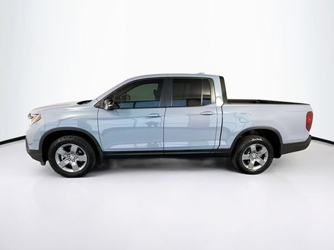 Used 2025 Honda Ridgeline TrailSport image 8