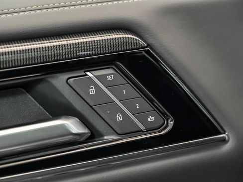 New 2026 GMC Yukon Elevation w/ Elevation Premium Package AWD/4WD image 6
