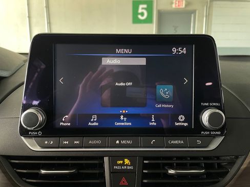 Used 2023 Nissan Altima 2.5 SV image 19