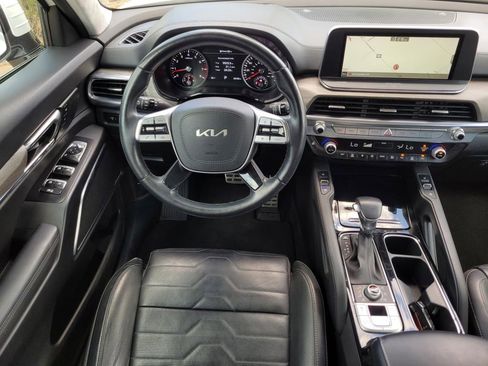 Used 2022 Kia Telluride SX image 16