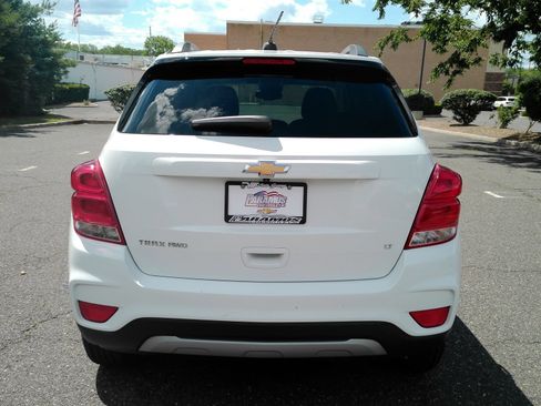 Used 2020 Chevrolet Trax LT AWD/4WD image 7