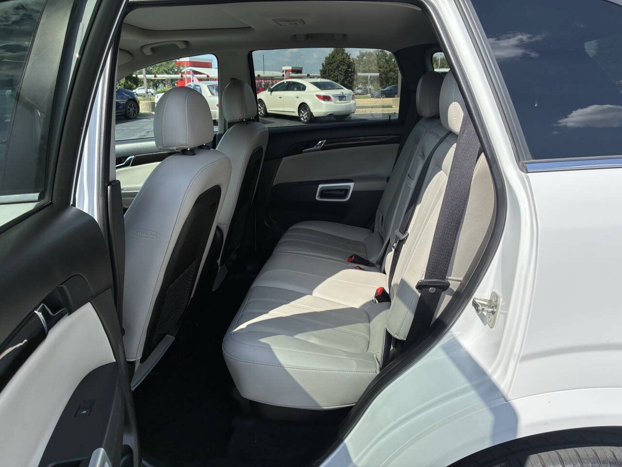 Used 2013 Chevrolet Captiva Sport LTZ FWD image 22