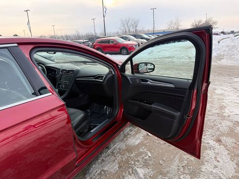 Used 2014 Ford Fusion Energi Titanium w/ Driver Assist Package image 23