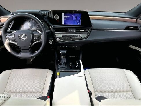 Used 2025 Lexus ES 350 w/ Premium Package FWD image 15