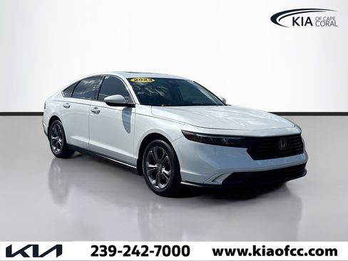 Used 2023 Honda Accord EX image 7