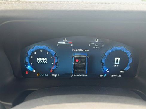 Used 2025 Ford Bronco Badlands AWD/4WD image 15