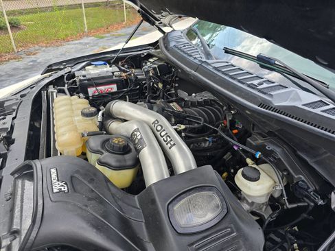 Used 2019 Ford F150 XLT w/ Equipment Group 302A Luxury AWD/4WD image 36