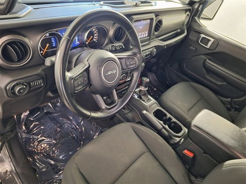 Certified 2021 Jeep Wrangler Sport S image 32