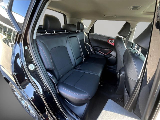 Certified 2022 Kia Soul Turbo FWD image 31