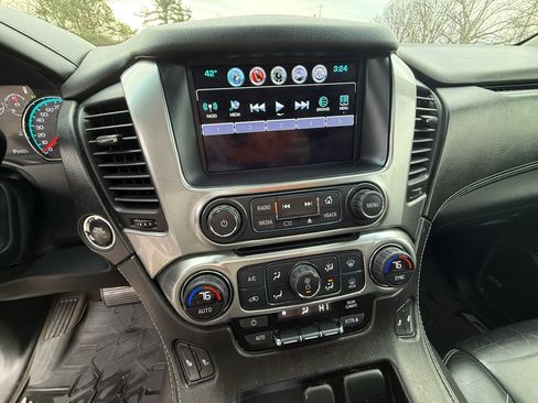 Used 2017 Chevrolet Tahoe LT image 24