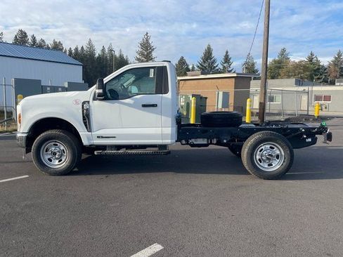 New 2026 Ford F350 XL w/ XL Chrome Package AWD/4WD image 9