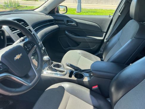 Used 2014 Chevrolet Malibu LT FWD image 10