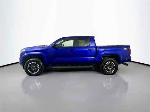 Used 2024 Toyota Tacoma TRD Sport image 6