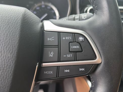 Used 2022 Toyota Highlander Platinum AWD/4WD image 13