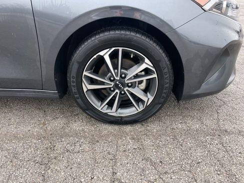 Used 2024 Kia Forte LXS image 12
