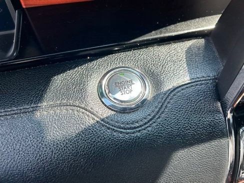 Used 2020 Lincoln Navigator Reserve RWD image 21