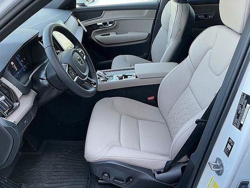New 2026 Volvo XC90 B5 Plus w/ Protection Package AWD/4WD image 15
