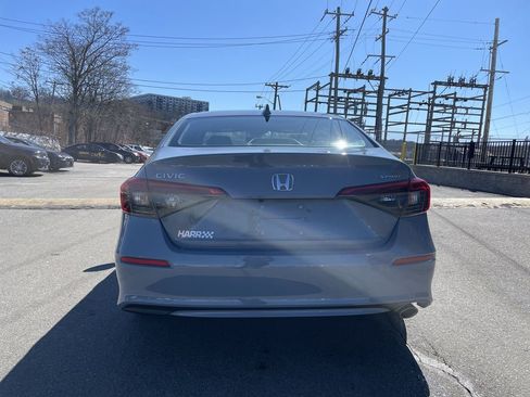 Used 2024 Honda Civic Sport image 4