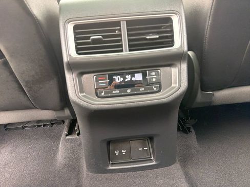 Certified 2024 Volkswagen Atlas SEL Premium R-Line AWD/4WD image 23