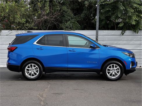 Used 2024 Chevrolet Equinox LT AWD/4WD image 13