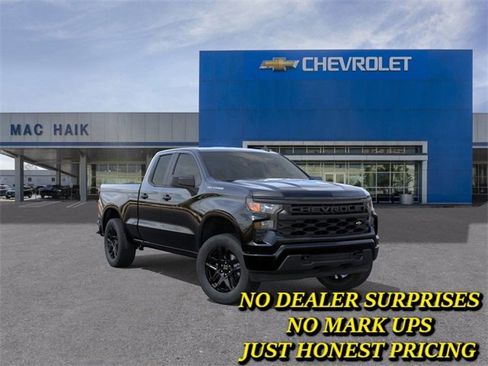 New 2026 Chevrolet Silverado 1500 Custom image 1