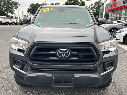 Used 2022 Toyota Tacoma SR w/ SR Convenience Package RWD image 8
