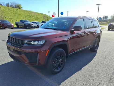New 2026 Jeep Grand Cherokee L 4WD image 9
