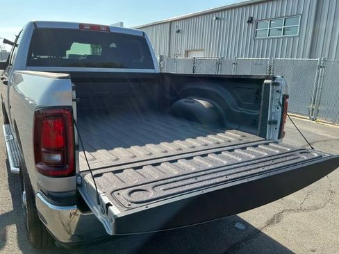 Used 2026 RAM 2500 Big Horn AWD/4WD image 12