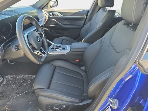 Used 2025 BMW 430i xDrive w/ M Sport Package image 18