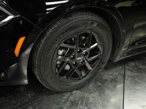 Used 2025 Kia K5 LXS FWD image 4