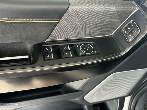 Used 2023 Ford F150 Platinum w/ Equipment Group 701A High image 11