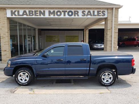 Used 2007 Dodge Dakota SLT w/ Popular Equipment Group RWD image 2