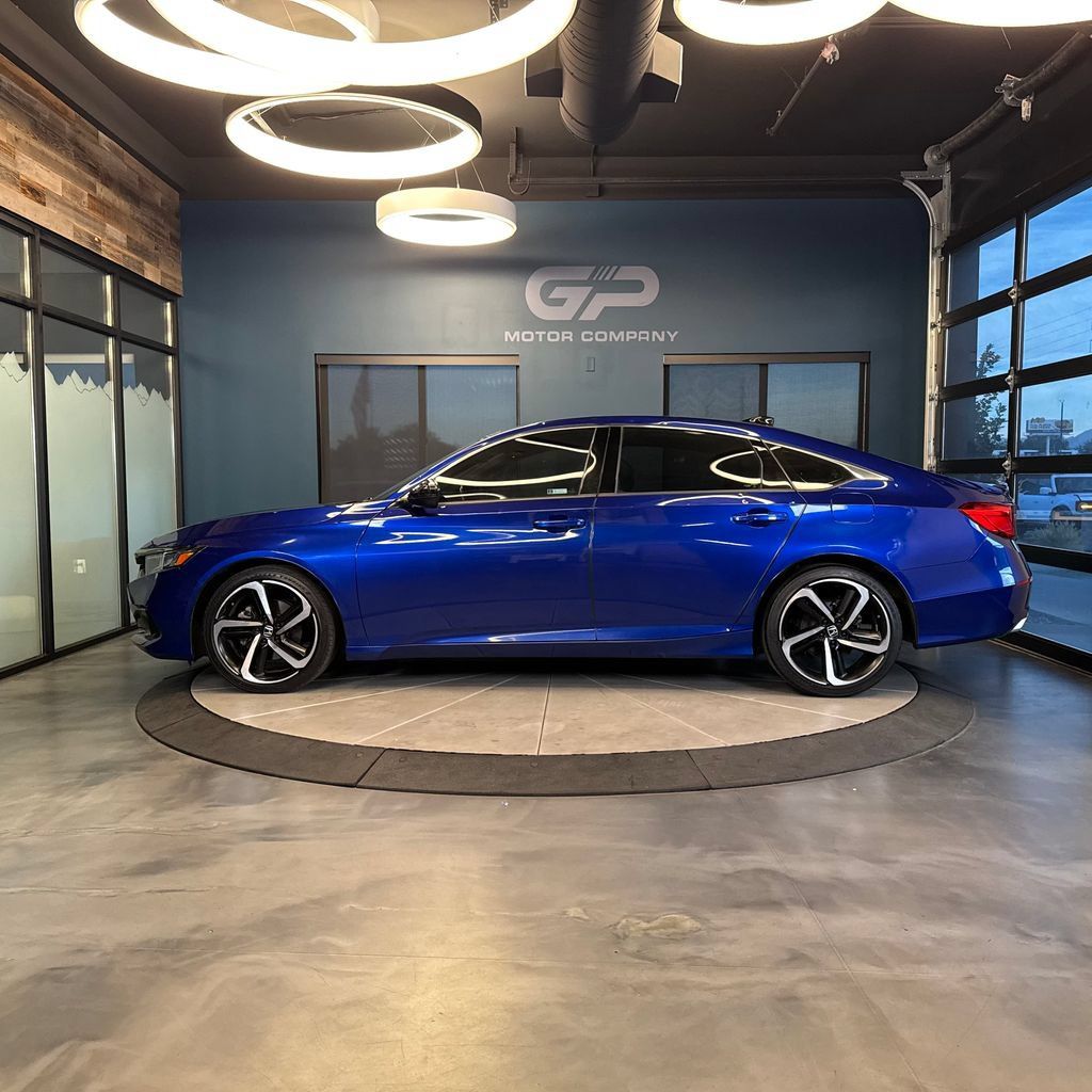 Used 2022 Honda Accord Sport image 6
