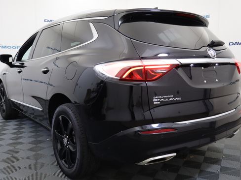 Certified 2024 Buick Enclave Essence w/ Sport Touring Edition image 9