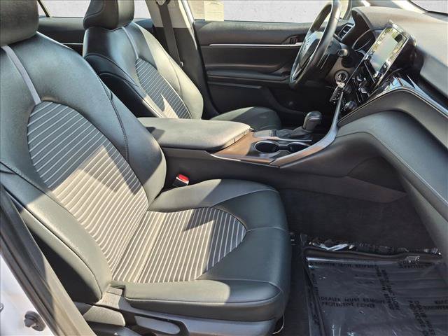 Used 2024 Toyota Camry SE FWD image 21