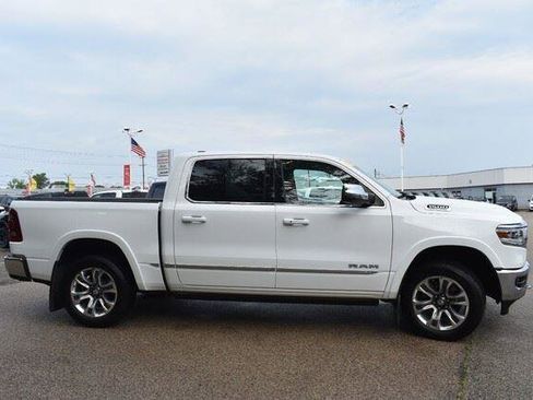 Used 2023 RAM 1500 Limited AWD/4WD image 9