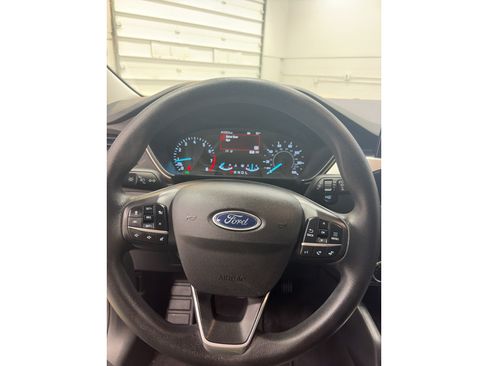 Used 2022 Ford Escape SE FWD image 16