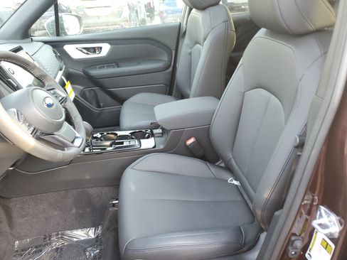 Used 2026 Subaru Forester Limited AWD/4WD image 11