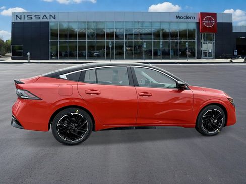New 2026 Nissan Sentra SR w/ SR Premium Package FWD image 6