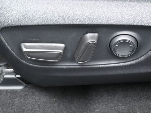 Certified 2022 Toyota RAV4 XLE image 10