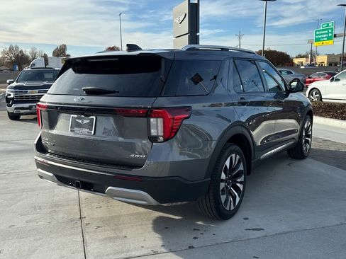 Used 2025 Ford Explorer Platinum w/ LUX Leather Package image 23