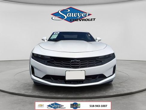 Used 2021 Chevrolet Camaro LT w/ Technology Package RWD image 8