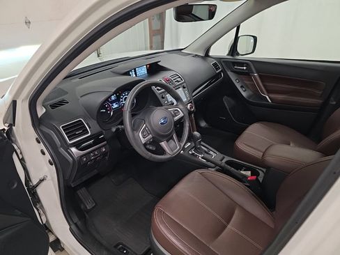 Used 2017 Subaru Forester 2.5i Touring w/ Popular Package #2 AWD/4WD image 14