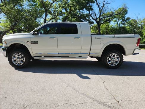 Used 2017 RAM 2500 Limited AWD/4WD image 4