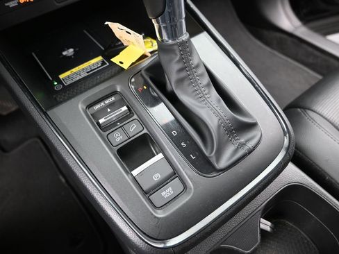 Used 2024 Honda CR-V EX-L image 30