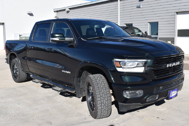 Used 2019 RAM 1500 Laramie w/ Sport Appearance Package AWD/4WD image 3