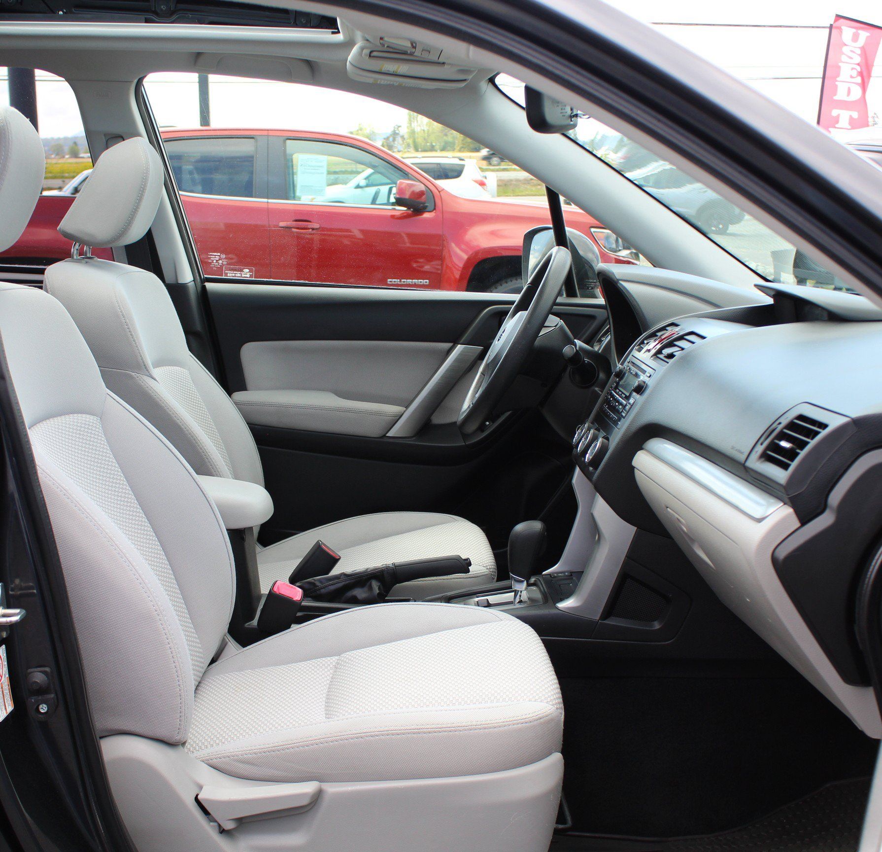 Used 2014 Subaru Forester 2.5i Premium w/ All-Weather Package AWD/4WD image 20